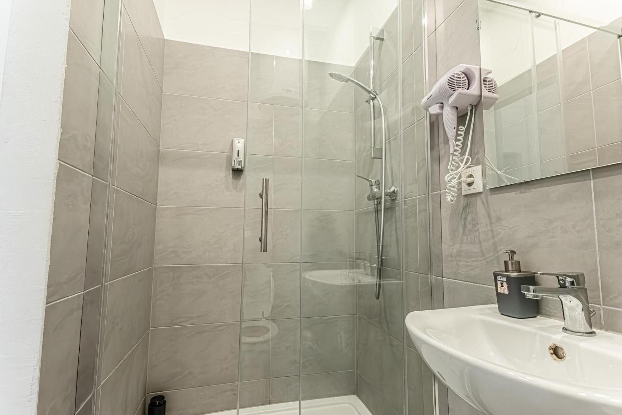 Lovely 1Br Apt. Near Akh Hospital Viena Exterior foto